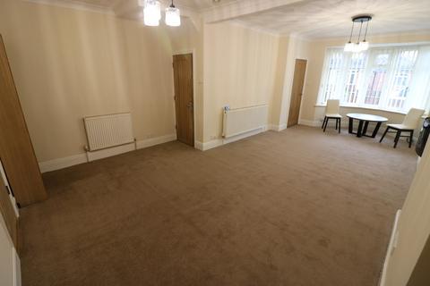 2 bedroom terraced house to rent, Campion Avenue, Hull