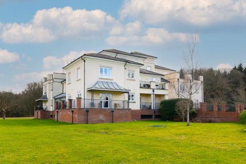 2 bedroom apartment for sale, East Parkside, Warlingham