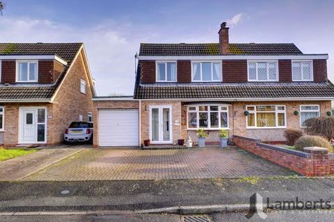 3 bedroom semi-detached house for sale, Cherington Close, Matchborough East, Redditch