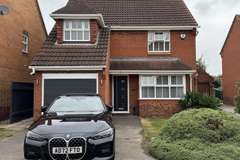 4 bedroom detached house for sale, PENDEEN CLOSE, NEW WALTHAM