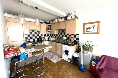 2 bedroom flat for sale, Preston Road, Preston Court, Harrow, HA3