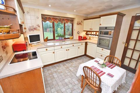 2 bedroom bungalow for sale, Ashford Road, Bearsted, Maidstone