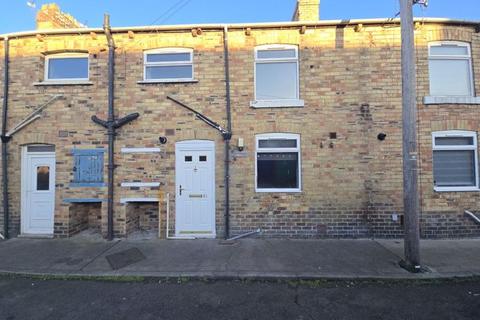 3 bedroom terraced house to rent, Pont Street, Ashington