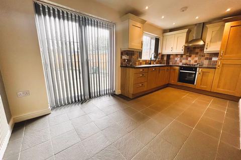 4 bedroom detached house for sale, Highfield Road North, Pelsall, Walsall. WS3 5DA