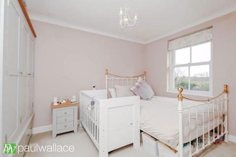 Flat 10, Stafford House Churchfields, Broxbourne, EN10 7JX