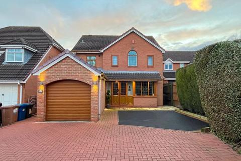 4 bedroom detached house for sale, Fair Lady Drive, Burntwood, WS7 1ZZ