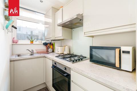 1 bedroom flat for sale, Cowper Street, Hove