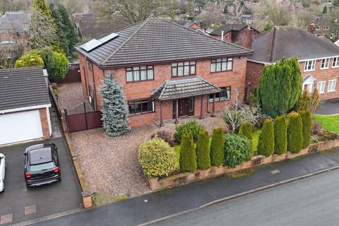 5 bedroom detached house for sale, Forest Close, Seabridge