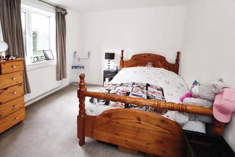 2 bedroom flat for sale, Campernell Close, Brightlingsea, CO7