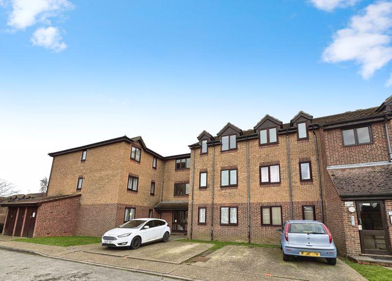 Campernell close