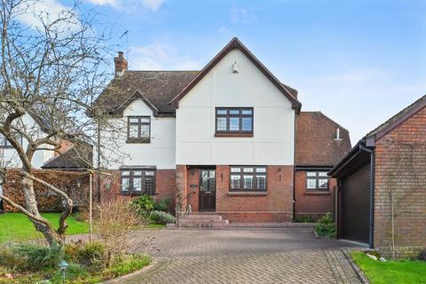 4 bedroom detached house for sale, Robinsbridge Road, Coggeshall