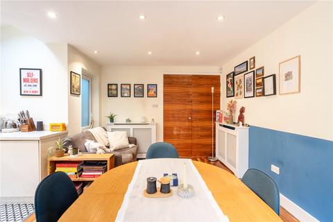 2 bedroom apartment for sale, Corrance Road, London, SW2