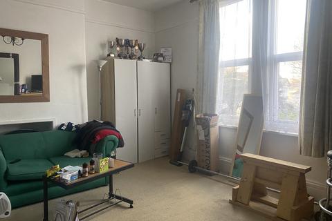 1 bedroom in a house share to rent, Albany Road, Southsea