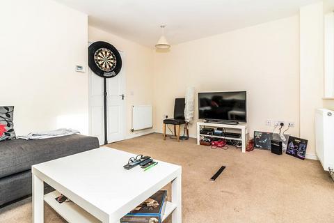 3 bedroom end of terrace house to rent, Metcombe Way, M11