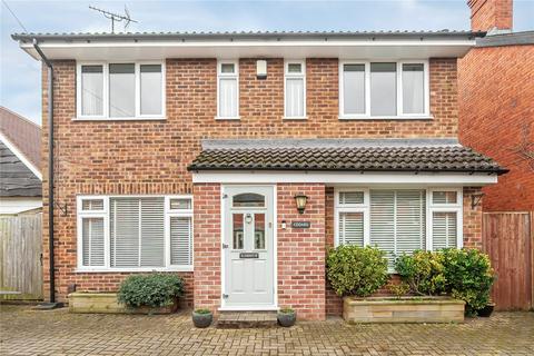 4 bedroom detached house for sale, Chesterfield Road, Newbury, Berkshire, RG14