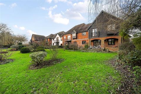 2 bedroom maisonette for sale, Swan Court, Newbury, Berkshire, RG14