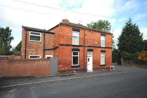 3 bedroom end of terrace house to rent, Maxwell Street, St Helens WA10