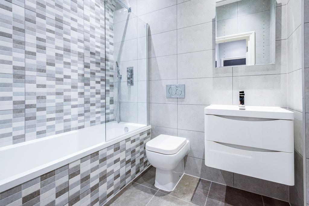 Bathroom 3 vantage