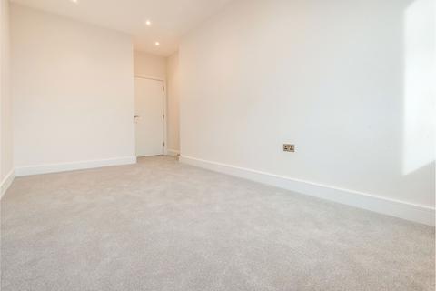 1 bedroom apartment to rent, Oak House, Fleet