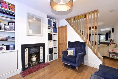 2 bedroom terraced house for sale, Bellingdon Road, Chesham