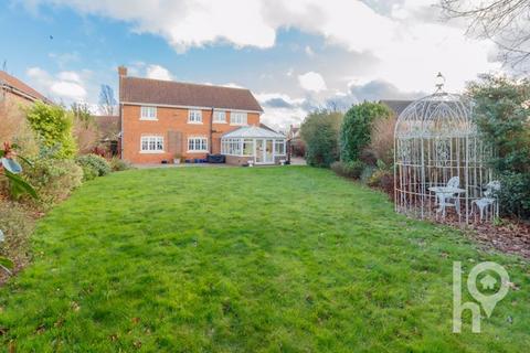 4 bedroom detached house for sale, Court Tree Drive, Sheerness ME12