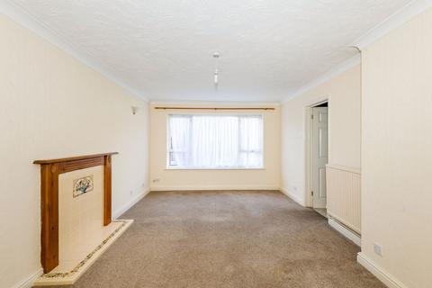 3 bedroom end of terrace house to rent, Medway Road, Worcester, WR5