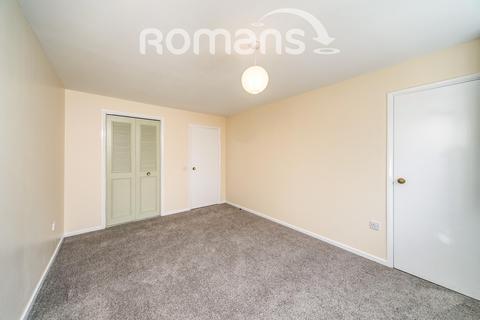 2 bedroom maisonette to rent, King James Way, Henley-on-Thames