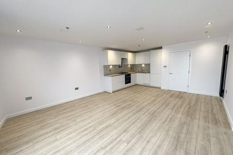 1 bedroom flat to rent, Farnham Road, Slough, SL2