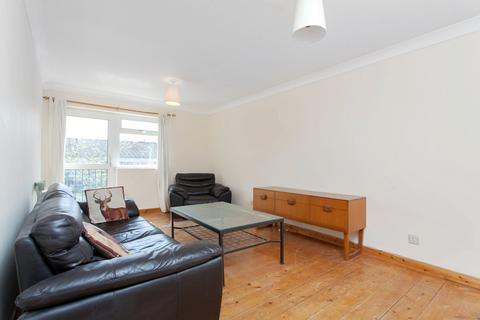 1 bedroom flat to rent, Conistone Way, Islington, N7