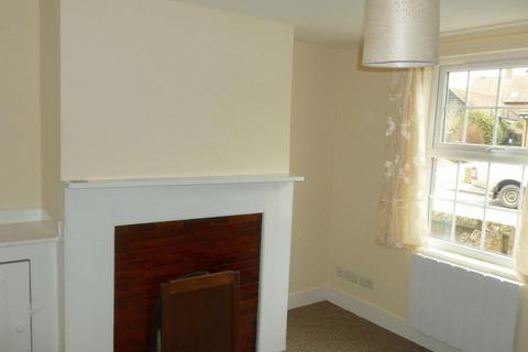 2 bedroom cottage to rent, Tring Road, Long Marston