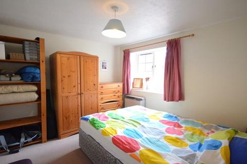 2 bedroom apartment to rent, Fobney Street