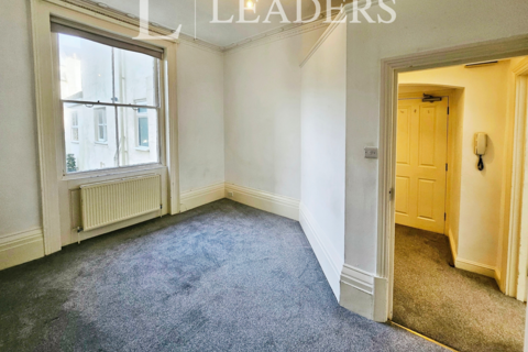 2 bedroom flat to rent, Lansdowne Place, Hove