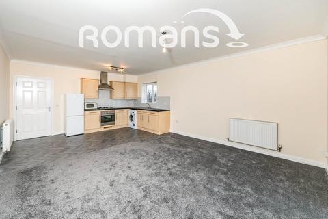 2 bedroom flat to rent, Basingstoke Road, Reading, RG2