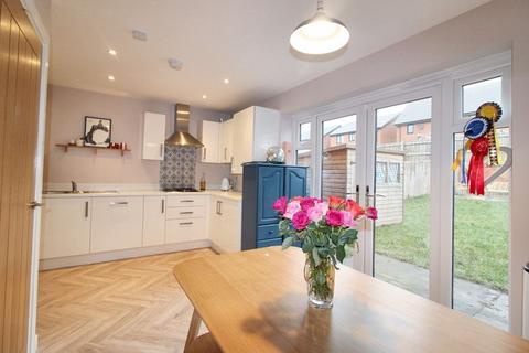 3 bedroom semi-detached house for sale, Greenside Avenue, Prestwich M25