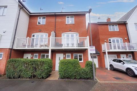 3 bedroom end of terrace house for sale, Venics Way, High Wycombe HP11