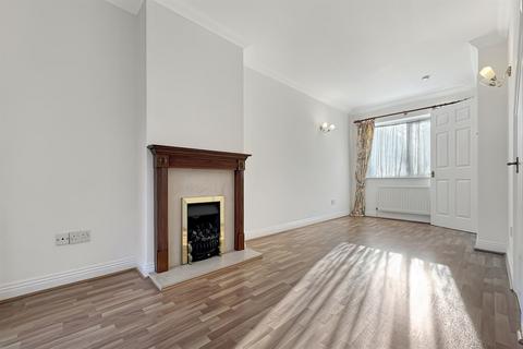 undefined, 2 bedroom Ground Floor Maisonette in Chichester