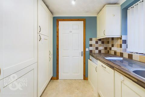 2 bedroom flat for sale, Malthouse Court, Harleston