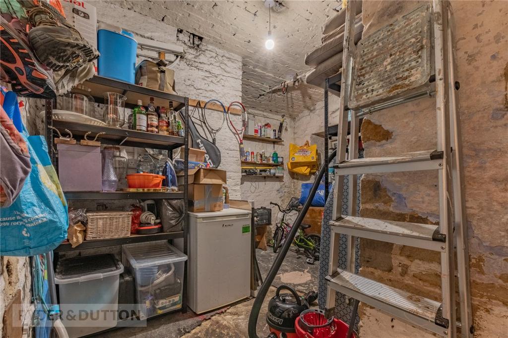 Cellar on Gf