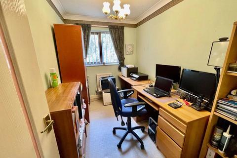 4 bedroom detached house for sale, Cullimore View, Ruspidge GL14