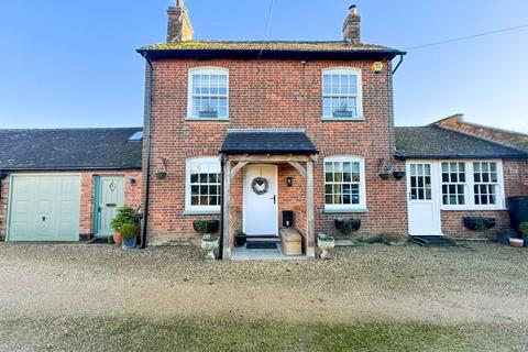 2 bedroom detached house for sale, Chapel Square, Stewkley LU7