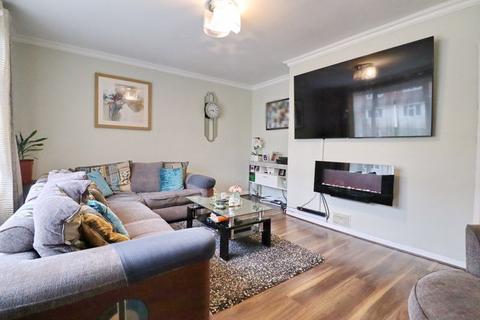 5 Dover Road, Clifton, Manchester, M27 8GP