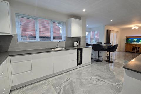 25 Carreg Erw, Birchgrove, Swansea, SA7 0HJ