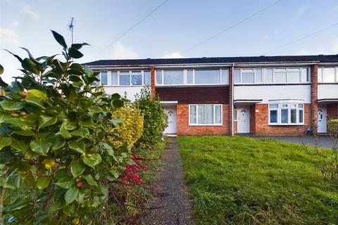 3 bedroom terraced house to rent, West Malling Way, Hornchurch RM12