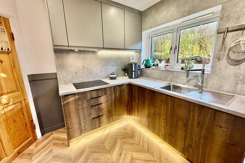 30 Fairway, Northampton, NN2 7JZ