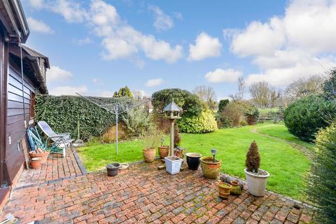 4, Eythorne Court Barn Shepherdswell Road, Eythorne, Dover, CT15 4AD