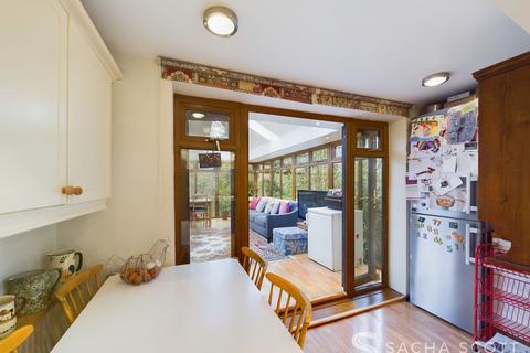 75 Banstead Road, Epsom, KT17 3HH