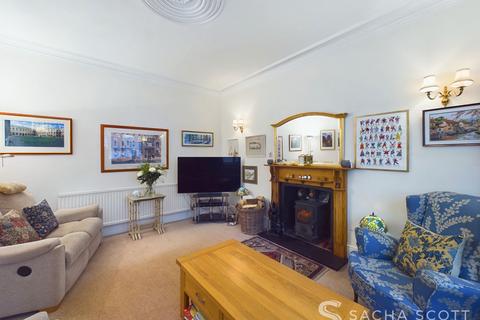 75 Banstead Road, Epsom, KT17 3HH