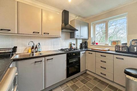 2 bedroom flat for sale, South Croydon CR0