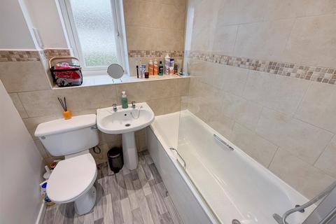 39 Cae Haidd, Llanymynech, SY22 6FA