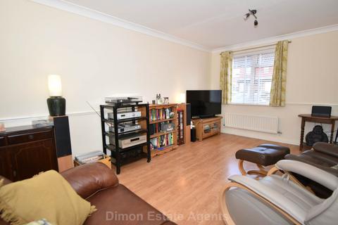 2 bedroom terraced house for sale, Helm Close, Gosport